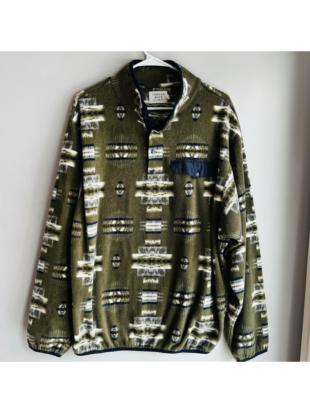 Thread Wave Aztec Style Pullover Fleece Men’s Large Light Weight Jacket